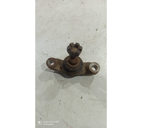 Опора шаровая правая