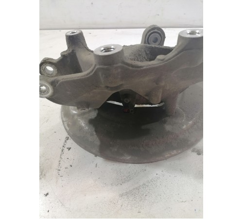 Кулак поворотный задний правый