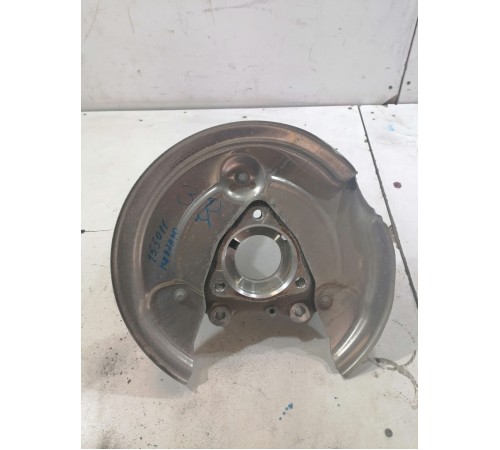 Кулак поворотный задний правый