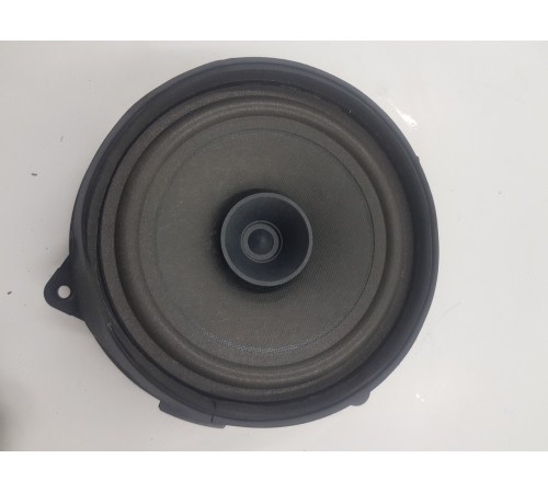 Динамик двери задний правый