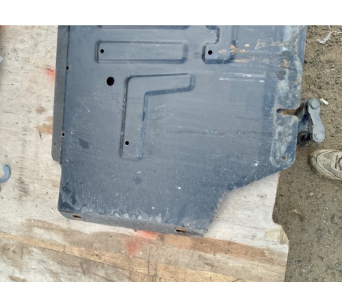 Защита двигателя днища металлическая