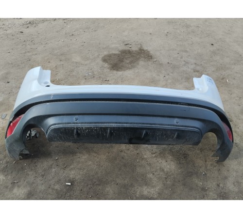 Бампер задний в сборе