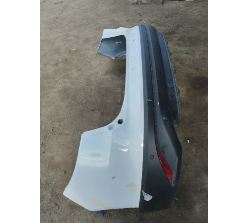 Бампер задний в сборе