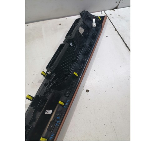 Накладка декоративная торпедо