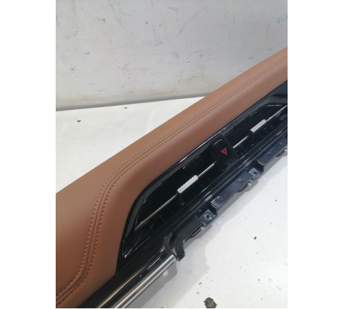 Накладка декоративная торпедо