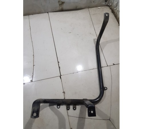 Кронштейн (крепление) топливного бака