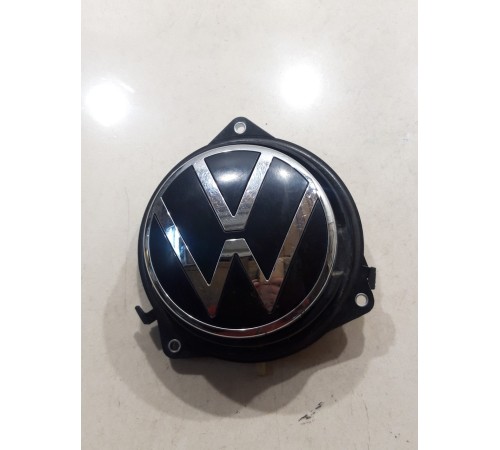 Ручка открывания багажника (эмблема)