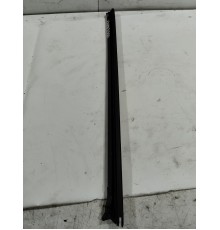 Уплотнитель стекла (задний правый внутренний)