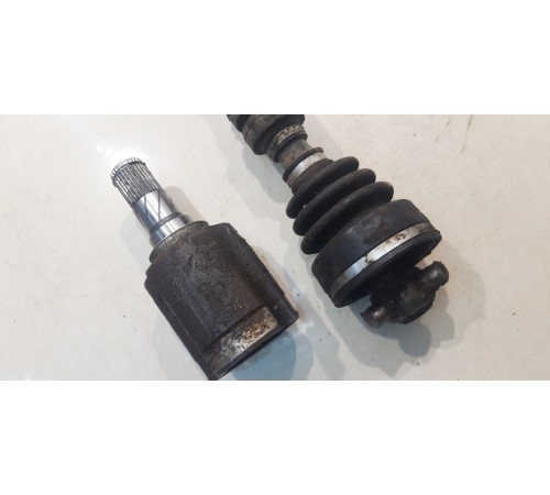 Полуось (привод) (передний, левый)