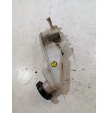 Бачок тормозной жидкости