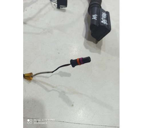 Электропроводка двери (передняя левая)