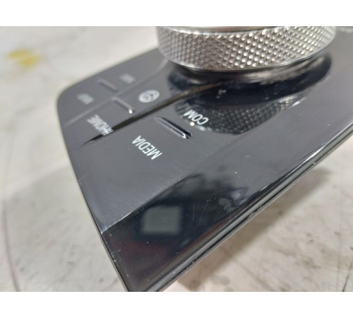 Блок кнопок (джойстик) управления мультимедиа