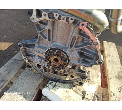 Двигатель в сборе