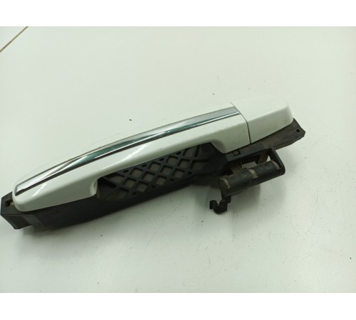 Ручка двери наружная передняя правая