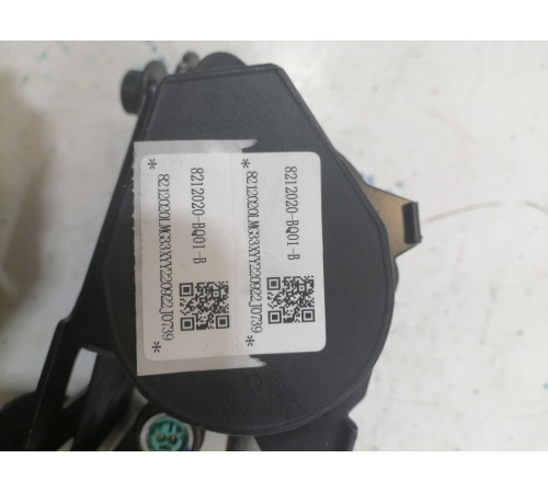 	Ремень безопасности передний правый