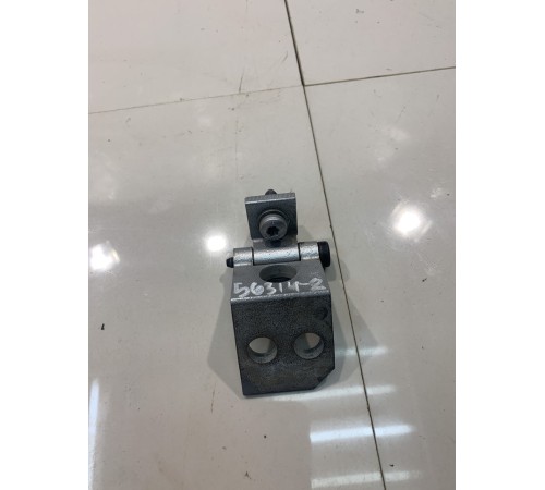 Петля двери правая верхняя передняя