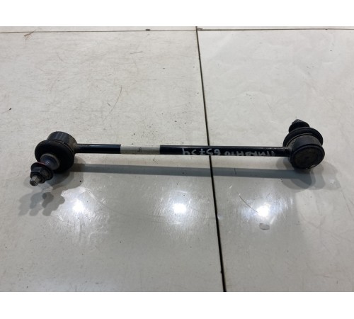 Стойка переднего стабилизатора