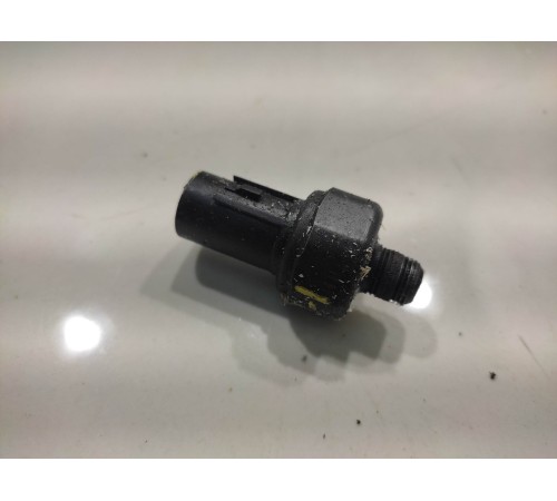 Датчик температуры охлаждающей жидкости