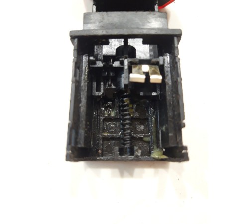 Кнопка аварийной сигнализации