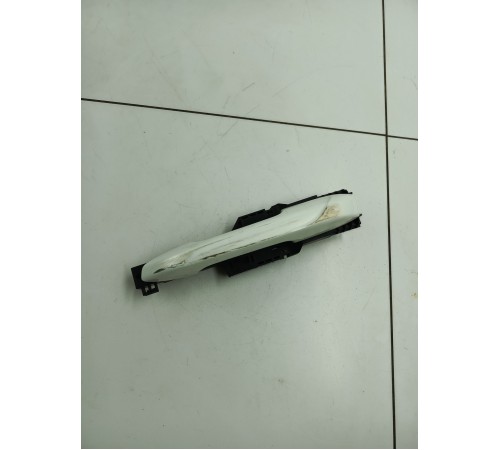 Ручка двери задняя левая наружная