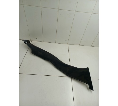 Обшивка салона правая