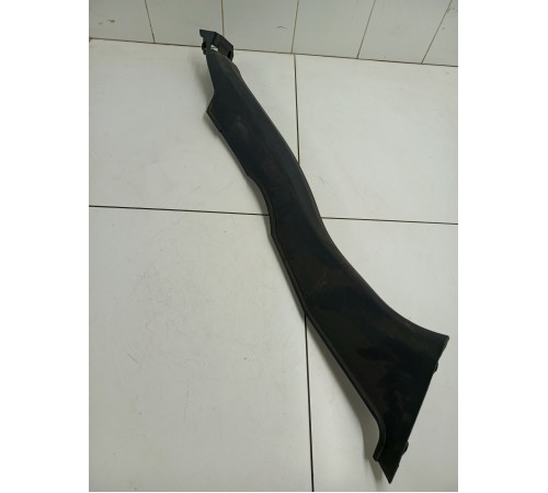 Обшивка салона правая