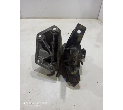 Опора двигателя