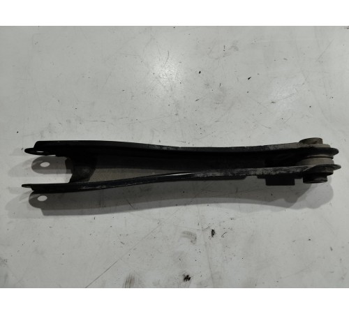 Рычаг подвески(задний правый)