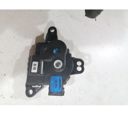 Моторчик заслонки отопителя