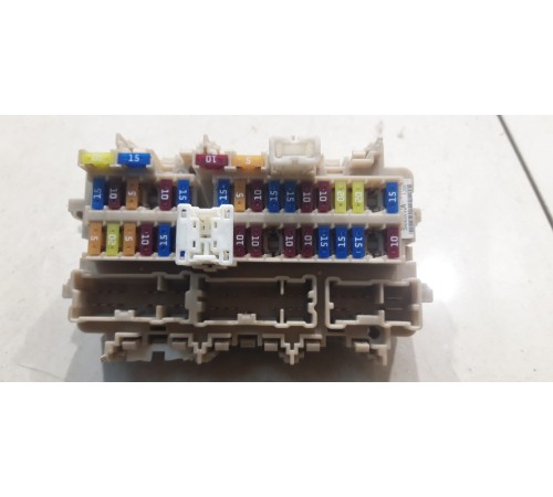 Блок предохранителей (салонный)