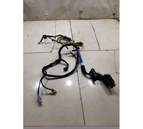 Электропроводка двери (передняя правая)