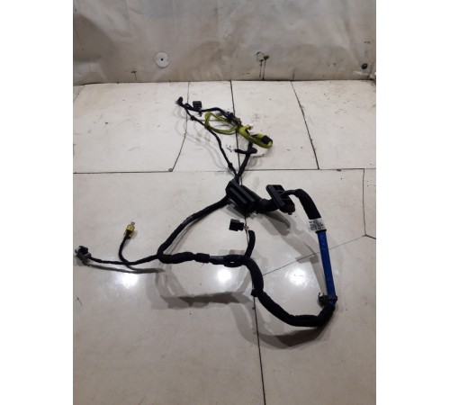 Электропроводка двери (передняя правая)