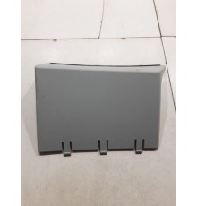 Накладка вещевого отделения на консоли крыши