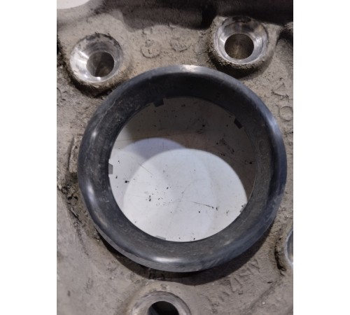 Кулак поворотный(задний левый)