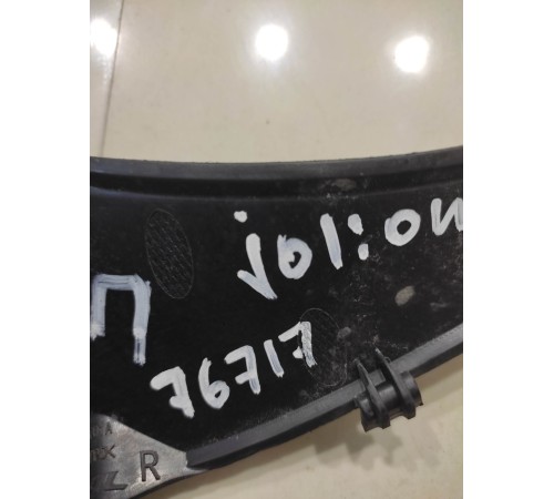 Накладка петли капота правая