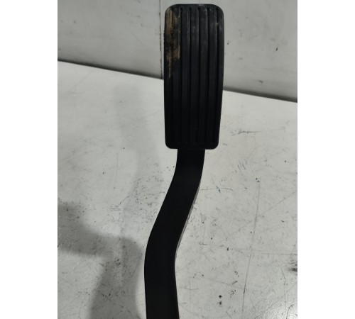 Педаль акселератор (газа)