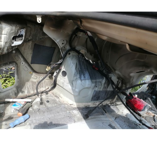 Крыло заднее левое