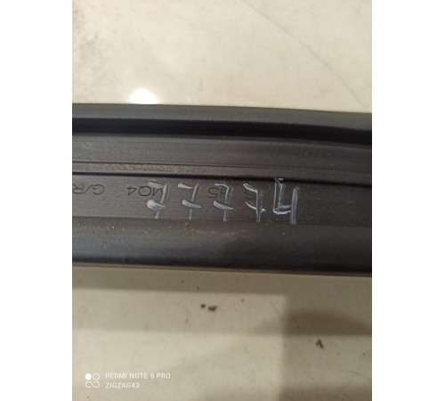 Уплотнитель стекла (задний, левый)