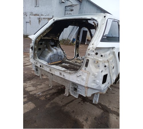 Задняя панель кузова