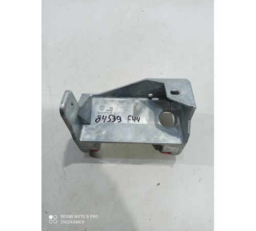 Кронштейн(крепление) кузова