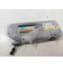 Козырек солнцезащитный правый