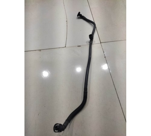 Трубка системы охлаждения