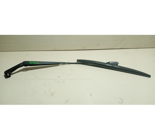 Поводок стеклоочистителя Правый