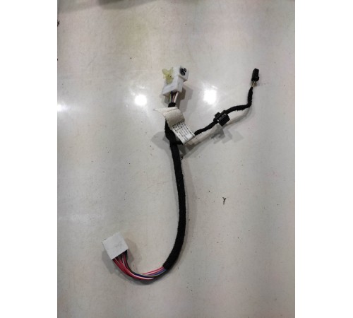 Электропроводка обшивки двери (передняя, правая)