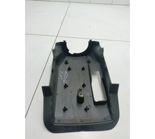 Кожух рулевой колонки нижний