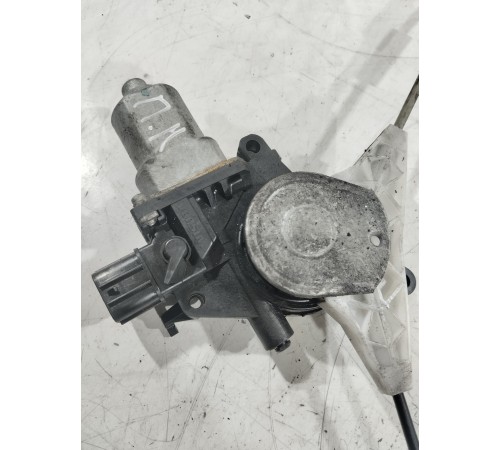 Стеклоподъемник (передний левый)