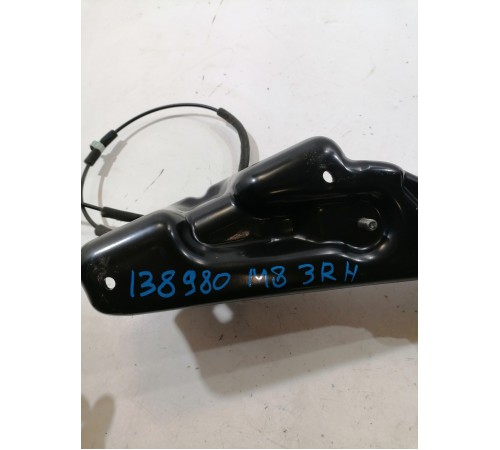 Направляющий ролик правой сдвижной двери нижний