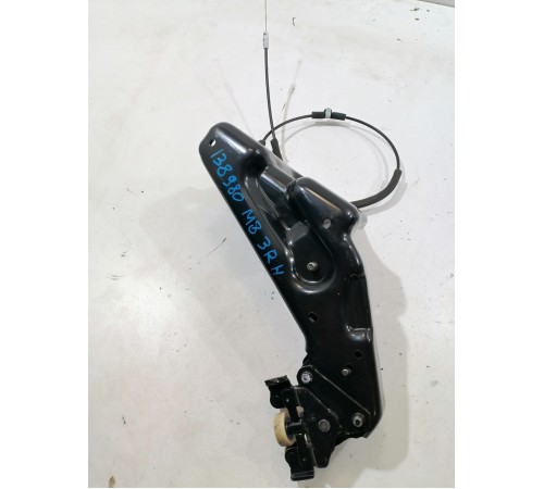 Направляющий ролик правой сдвижной двери нижний