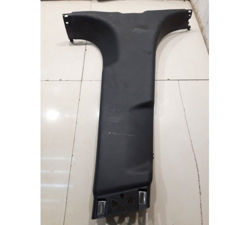 Обшивка центральной стойки (правая, нижняя)