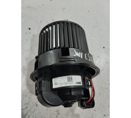 Моторчик отопителя (печки)